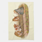 Guinea Schweine Verpflegung im Garten Geschirrtuch (Vertikal)