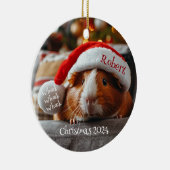 Guinea Schweinefleisch mit Santa Cap Personalisier Keramik Ornament (Rechts)