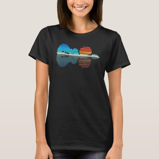 Guitar Lake Reflections Music Nature Camping Hikin T-Shirt (Vorderseite)