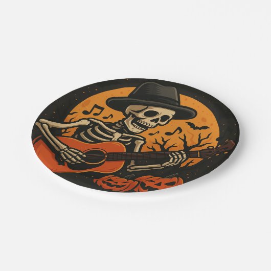 Guitar-Playing Skull Halloween Paper Plate Pappteller (Schrägansicht)