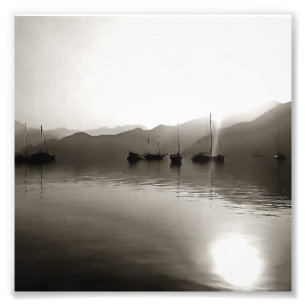 Gulets Ethereal in Gray Sailboat Malerei Fotodruck
