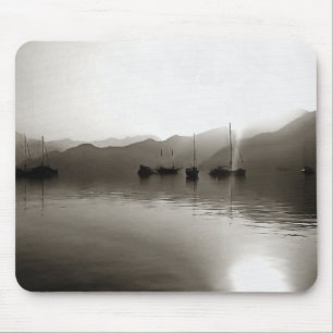 Gulets Ethereal in Gray Sailboat Malerei Mousepad