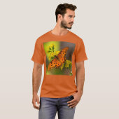 Gulf Fritillary aka Passion Butterfly on Goldenrod T-Shirt (Vorne ganz)