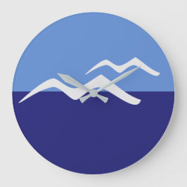 Gulls / Round (Large) Wall Clock Große Wanduhr