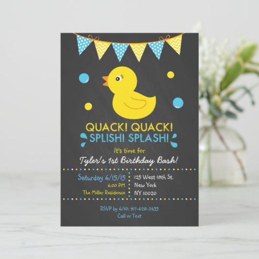 Gummi Duck Chalkboard 1. Geburtstag Einladung (Stehend Vorderseite)