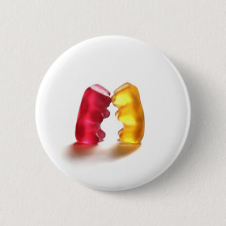 gummiartiger Bärnkuß Button