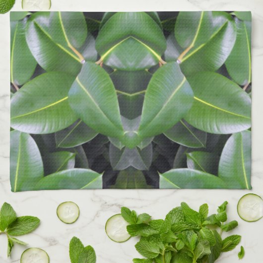 Gummibaummuster Handtuch (Gefaltet)