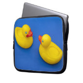 Gummiente Laptopschutzhülle (Vorderseite Links)