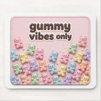 Gummy Vibes Only Pastel-Bären Rosa Kawaii-Schreibt Mousepad