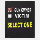 GUN-EIGENTÜMER ODER OPFER FLEECEDECKE (Vorderseite)