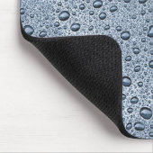 Gunmetal-graue Wassertropfen Mousepad (Ecke)