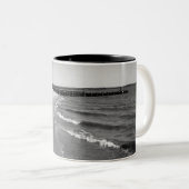 Gunpulver Beach Tasse (VorderseiteRechts)