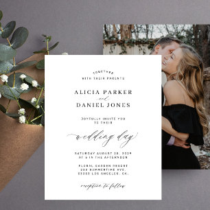 Günstige schwarz-weiße Fotohochzeits-Einladung