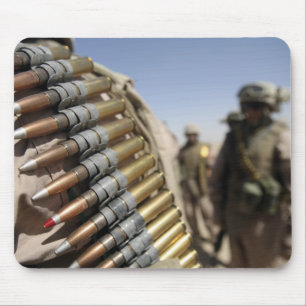 Gurte der Munition mit 50 Kalibern Mousepad