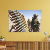 Gürtel aus 50-Kaliber-Munition Leinwanddruck (Insitu (Wohnzimmer))