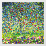 Gustav Klimt Apple Tree Fensteraufkleber<br><div class="desc">Fensterklammer mit Gustav Klimts Gemälde Apple Tree,  I (1912). Ein bunter Apfelbaum steht in einem grünen Feld mit lila,  rosa,  gelben und weißen Blume. Ein perfektes Geschenk für Fans des Jugendstils und österreichischer Kunst.</div>
