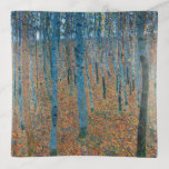 Gustav Klimt Beech Tree Forest Grove Dekoschale<br><div class="desc">Das Werk basiert auf klassischen Naturmalereien von Gustav Klimt, Beech Grove 1, 1902. Das Kunstwerk zeigt einen dichten Wald von hohen, schlanken Birkenbäumen mit blassfarbenen Stämmen, die von dunklen, senkrechten Linien gekennzeichnet sind. Das Blätterdach ist in Blau-, Grün- und Gelbtönen dargestellt und verleiht der Szene ein Gefühl von Tiefe und...</div>