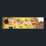 Gustav Klimt Das klassische Kiss-Gemälde Autoaufkleber<br><div class="desc">Gustav Klimt Der Kuss Gustav Klimt verwendete in seinem wunderschönen Werk Jugendstil-Frauen und Dekorationskunst echtes Gold. Dieses Klimt-Gemälde hieß "Der Kuss" und ist das bekannteste Jugendstil-Werk, das er je gemalt hat. Das Gemälde Gustav Klimt ist eine Jugendstil-Frau und Mann in einer Umarmung. Die Farben sind überwiegend gold - mit echtem...</div>