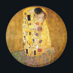 Gustav Klimt Das klassische Kiss-Gemälde Magnet<br><div class="desc">Gustav Klimt Der Kuss Gustav Klimt verwendete in seinem wunderschönen Werk Jugendstil-Frauen und Dekorationskunst echtes Gold. Dieses Klimt-Gemälde hieß "Der Kuss" und ist das bekannteste Jugendstil-Werk, das er je gemalt hat. Das Gemälde Gustav Klimt ist eine Jugendstil-Frau und Mann in einer Umarmung. Die Farben sind überwiegend gold - mit echtem...</div>