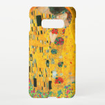 Gustav Klimt Der Kiss Samsung Galaxy S10E Hülle<br><div class="desc">Samsung Galaxy Case mit Gustav Klimts Ölgemälde mit Goldblatt The Kiss (1908). Ein Mann und eine Frau,  die leuchtende goldene Farben tragen,  sich liebevoll umarmen und in einem Feld von Blume küssen. Ein großartiges Geschenk für Jugendliche und österreichische Kunstliebhaber.</div>