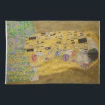 Gustav Klimt "Der Kuss" Handtuch<br><div class="desc">Gustav Klimts Meisterwerk: "Der Kuss". "Der Kuss", erstellt vom österreichischen Maler Gustav Klimt. Es gilt als sein berühmtestes Werk. Er malte es zwischen den Jahren 1907 und 1908, die den Höhepunkt seiner "Goldenen Periode" bildeten, als er eine Reihe von Werken malte, die Blattgold verwendeten. Österreich betrachtet "The Kiss" als nationalen...</div>