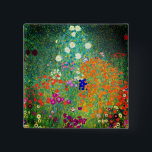 Gustav Klimt Flower Garden Button<br><div class="desc">Button mit Gustav Klimts Ölgemälde Blumengarten (1906). Ein schöner Garten mit lila,  roten,  weißen,  blauen und orangefarbenen Blume. Ein großartiges Geschenk für Jugendliche und österreichische Kunstliebhaber.</div>