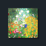 Gustav Klimt Flower Garden Leinwand Poster<br><div class="desc">Gustav Klimt Flower Garden Leinwand Poster. Ölmalerei auf Leinwand aus dem Jahr 1907. Der Blumengarten, der während seiner goldenen Phase fertig gestellt wurde, ist eines der bekanntesten Landschaftsgemälde Klimts. Die Sommerfarben brachen in diesem Werk mit einer wunderschönen Mischung aus orangefarbenen, roten, lila, blauen, rosa und weißen Blüten aus. Ein großartiges...</div>