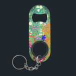 Gustav Klimt Flower Garden Mini Flaschenöffner<br><div class="desc">Schlüsselanhänger Bottle Opener mit Gustav Klimts Ölgemälde Blumengarten (1906). Ein schöner Garten mit lila,  roten,  weißen,  blauen und orangefarbenen Blume. Ein großartiges Geschenk für Jugendliche und österreichische Kunstliebhaber.</div>