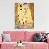 Gustav Klimt | Kiss, 1907-08 Leinwanddruck (Insitu (Wohnzimmer))