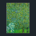 Gustav Klimt Rose unter der Birnbaum-Postkarte Postkarte<br><div class="desc">Gustav Klimt Rose unter der Birnbaum-Postkarte. Öl auf Leinwand aus dem Jahr 1905. Ein wunderschönes Gemälde des österreichischen Künstlers Gustav Klimt. Eine der wunderschönen Landschaften von Klimt, die Impressionisten und Jugendstil-Nouveau-Tendenzen vereint, verbindet diese Arbeit Klimts Liebe von Blume und Obstbäumen mit pulsierenden Grüntönen und Gelben. Ein großes Kunstgeschenk für Fans...</div>