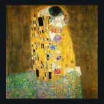 Gustav Klimt The Kiss Poster<br><div class="desc">Gustav Klimt Die Vintage Jugendstil-Malerei Der Kuss wurde zwischen 1907 und 1908, dem Höhepunkt seiner Goldenen Periode, vom österreichischen Symbolik-Maler Gustav Klimt gemalt, als er eine Reihe von Werken in einem ähnlich vergoldeten Stil malte. Das Gemälde gilt weithin als Meisterwerk der frühen Moderne. Es ist ein Symbol des Wiener Jugendstils...</div>