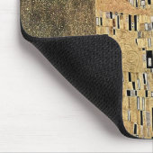 Gustav Klimts Der Kuss (ca. 1908) Mousepad (Ecke)