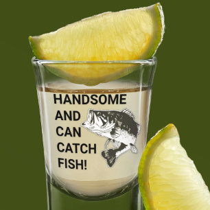 Gut aussehender und in der Lage, Fisch-Largemouth- Schnapsglas