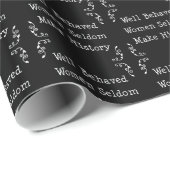 Gut benommen Frauen Geschenkpapier (Rolleneckpunkt)