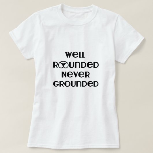 Gut gerundeter nie gemachter T - Shirt (Design vorne)