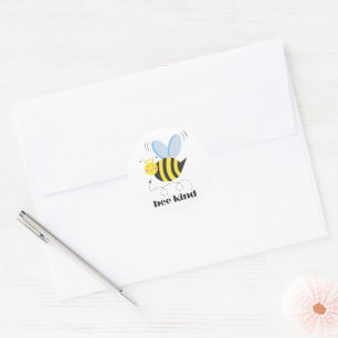 Gute Bienenprinzessin mit Krone und Slogan Bee Kin Runder Aufkleber