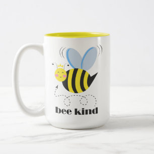 Gute Bienenprinzessin mit Krone und Slogan Bee Kin Zweifarbige Tasse