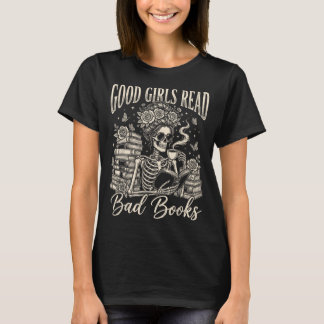 Gute Mädchen lesen schlechte Bücher Funny Smut Les T-Shirt