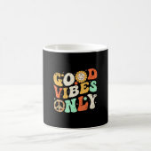 GUTE VIBES NUR FRIEDEN LIEBE 60er 70er Gefärbte Kr Kaffeetasse (Mittel)