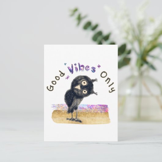 Gute Vibes nur mit neugierigen Eule Postkarte (Stehend Vorderseite)