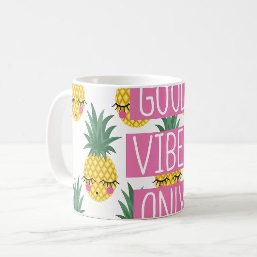 Gute Vibes Pineapples Sommermuster Kaffeetasse (Vorderseite Links)