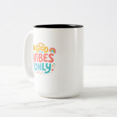 Gute Vibes Rainbow Kaffeetasse (Vorderseite Links)