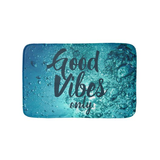 Gute Vibes und Cooles blaues Wasser Badematte (Vorderseite)