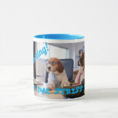 Guten Morgen! Lassen Sie den Druck anfangen… Tasse (Zentrum)