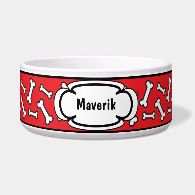 Guter Hund vergütet Schüssel mit dem Namen Ihr (Vorderseite)