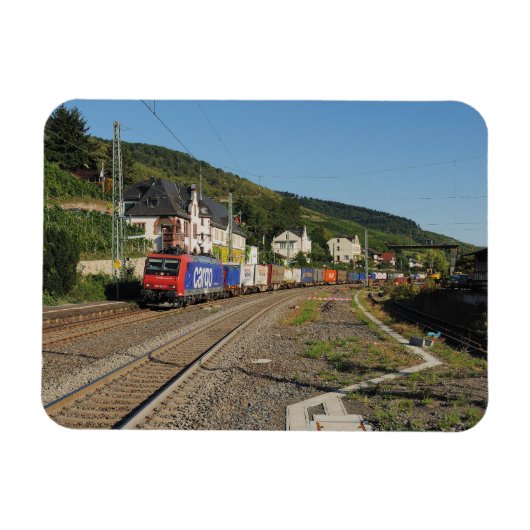 Güterzug in Lorch am Rhein Magnet (Horizontal)