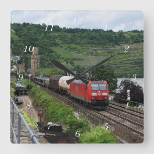 Güterzug in Oberwesel Quadratische Wanduhr