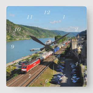 Güterzug in Oberwesel Quadratische Wanduhr
