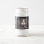 Güterzug über eine Brücke Bierglas (Mittel)