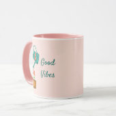 Gutes Gesäß mit gürtiger Dose mit rosa Blume Tasse (Vorderseite Links)